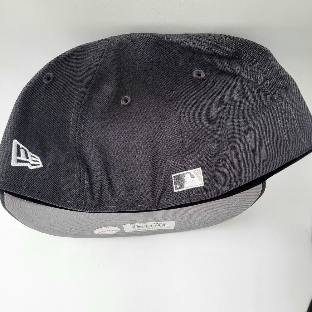 Los Angeles Dodgers New Era Dark Graphite 40th Patch 59Fifty Fitted Cap 7 1/4 - Picture 7 of 7